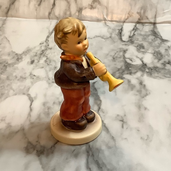 Hummel Spring Song - Picture 4 of 5